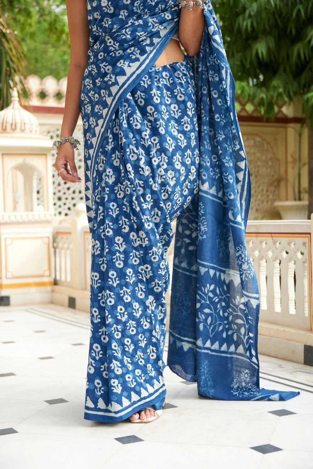 Blue mulmul cotton saree with hand block print and soft mulmul fabric.
