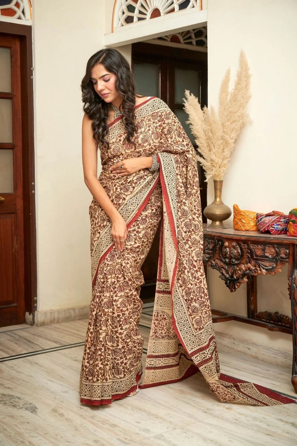 Cream mulmul cotton saree