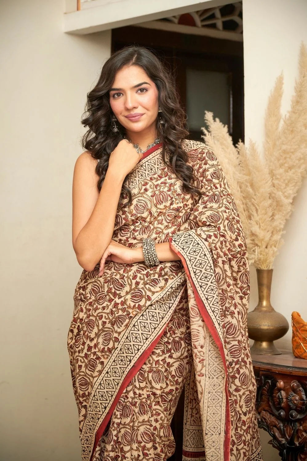 Cream mulmul cotton saree
