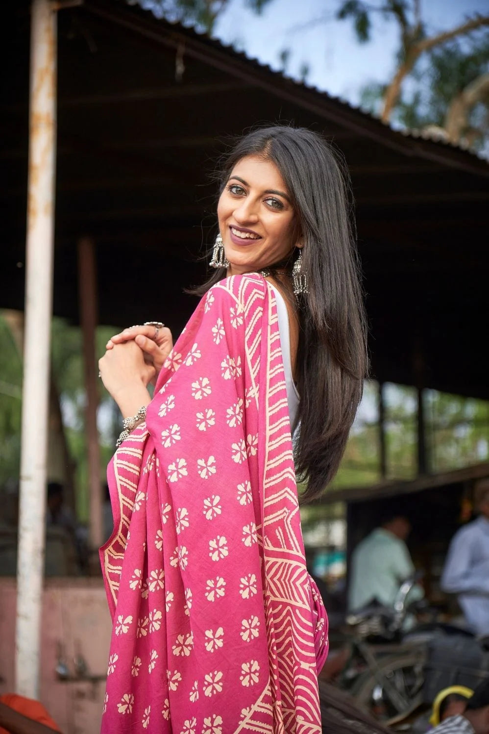 Pink mulmul cotton saree with beautiful handcrafted prints.