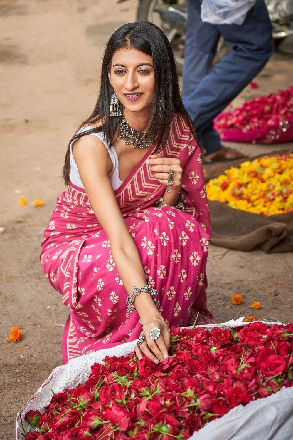 Pink mulmul cotton saree with beautiful handcrafted prints.