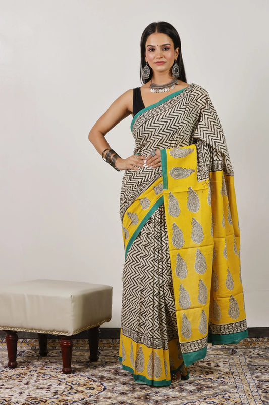 Mulmul Cotton Saree | Aakriti