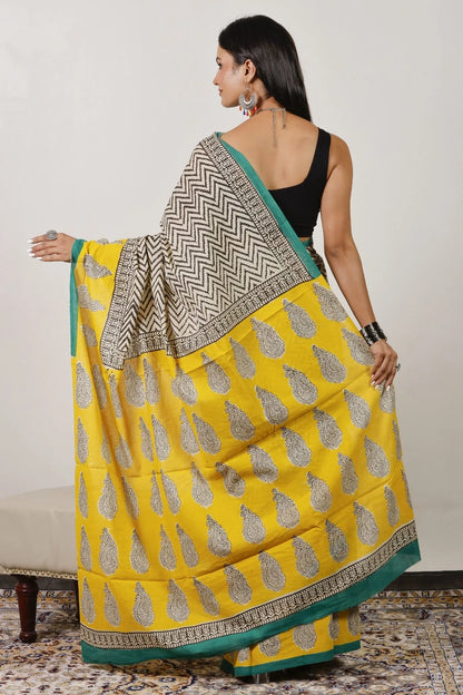 Mulmul Cotton Saree | Aakriti